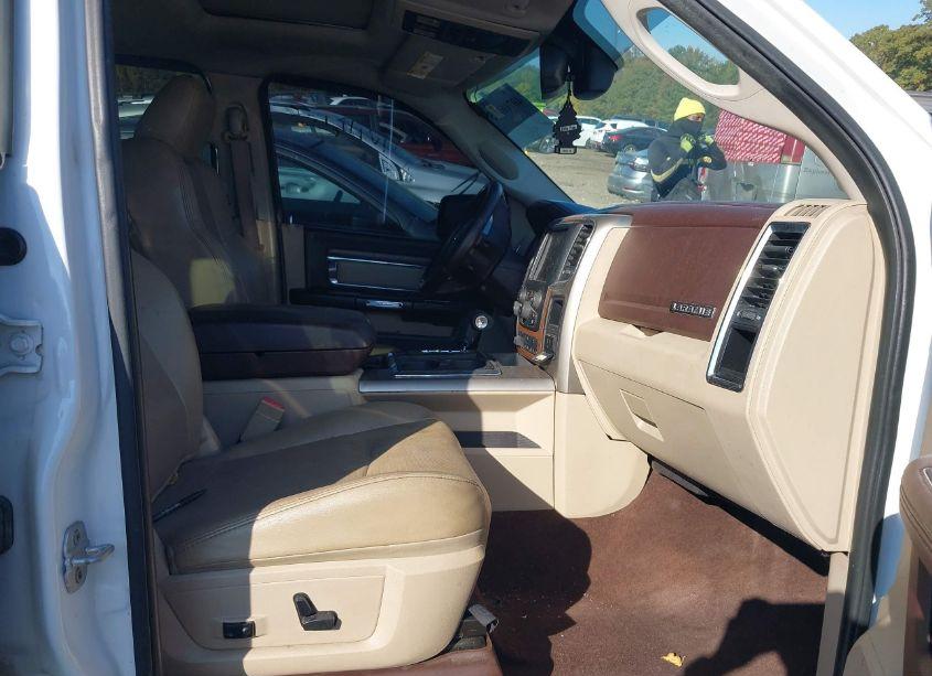 Photo 5 of 2013 Ram 1500 LARAMIE (VIN 1C6RR7NT9DS576115)