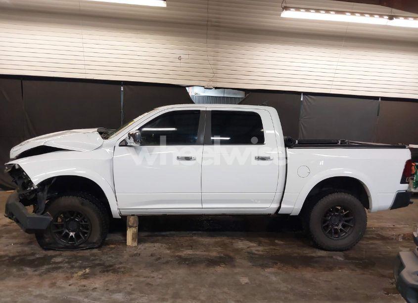 Photo 15 of 2015 Ram 1500 LARAMIE (VIN 1C6RR7NT9FS587196)