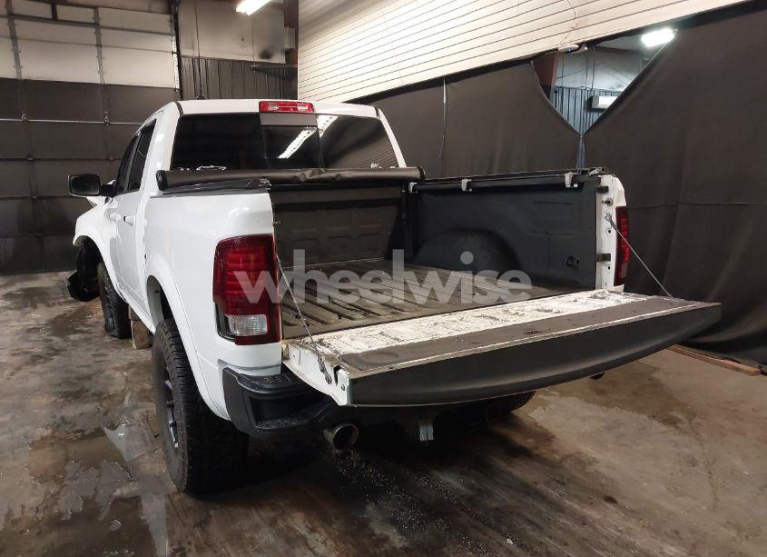 Photo 3 of 2015 Ram 1500 LARAMIE (VIN 1C6RR7NT9FS587196)
