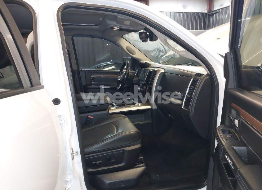 Photo 5 of 2015 Ram 1500 LARAMIE (VIN 1C6RR7NT9FS587196)