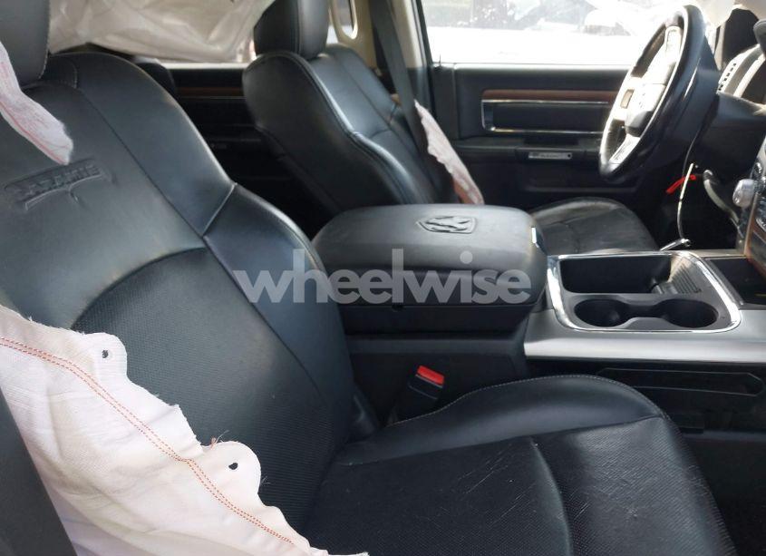 Photo 5 of 2016 Ram 1500 LARAMIE (VIN 1C6RR7NT9GS180433)