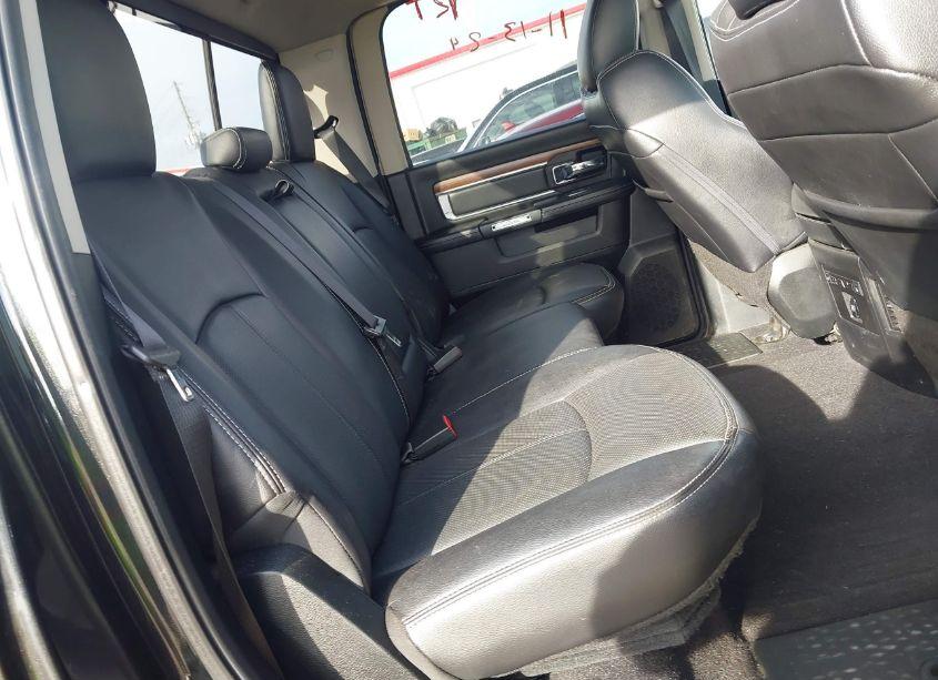 Photo 8 of 2018 Ram 1500 LARAMIE 4X4 5'7 BOX (VIN 1C6RR7NT9JS180536)