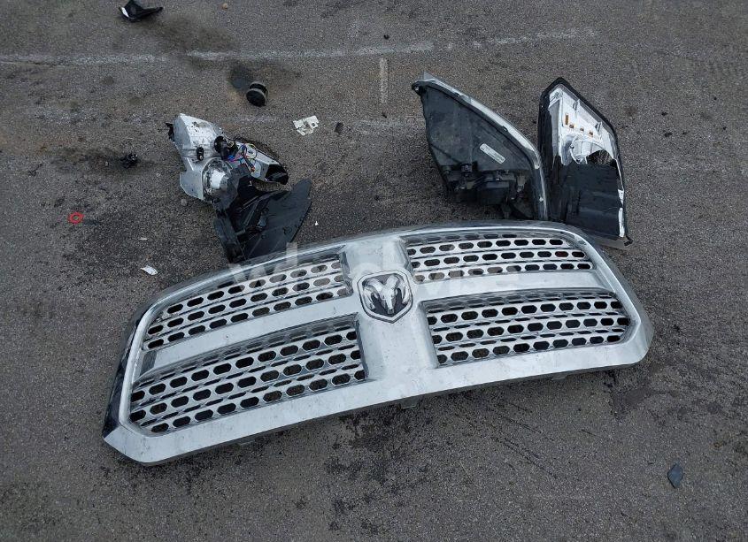 Photo 12 of 2015 Ram 1500 LARAMIE (VIN 1C6RR7NTXFS775290)