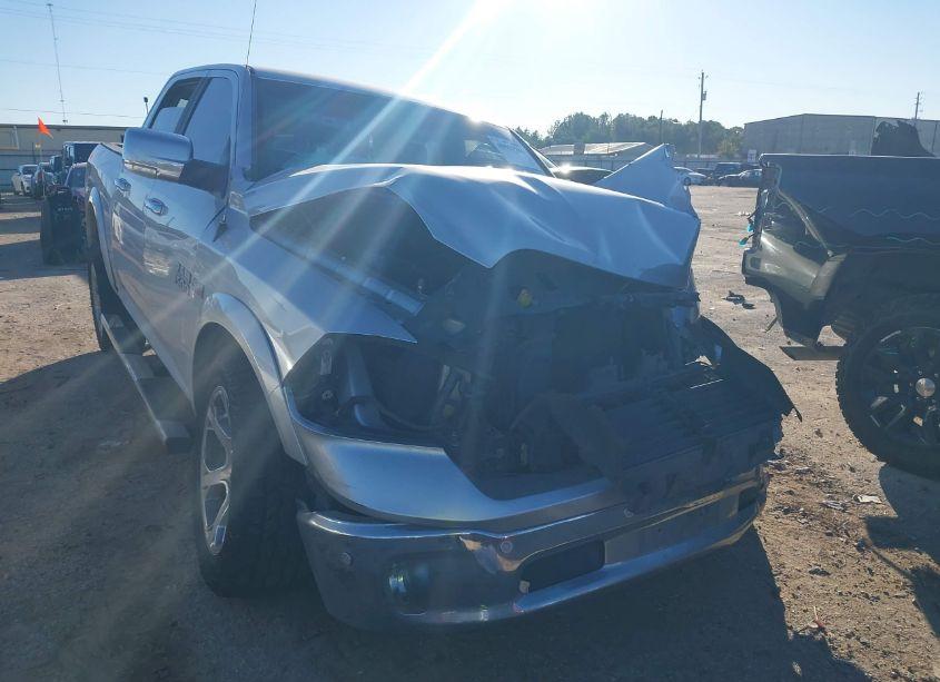 2016 Ram 1500 LARAMIE (VIN 1C6RR7NTXGS185639) main photo