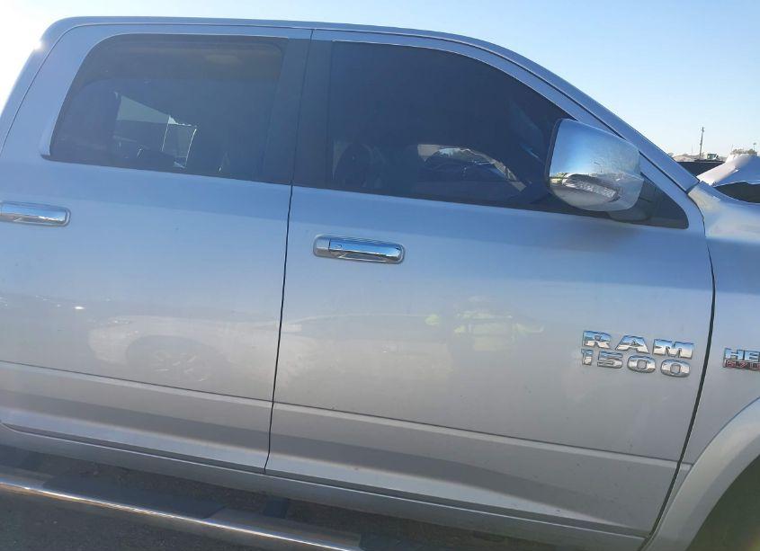 Photo 13 of 2016 Ram 1500 LARAMIE (VIN 1C6RR7NTXGS185639)