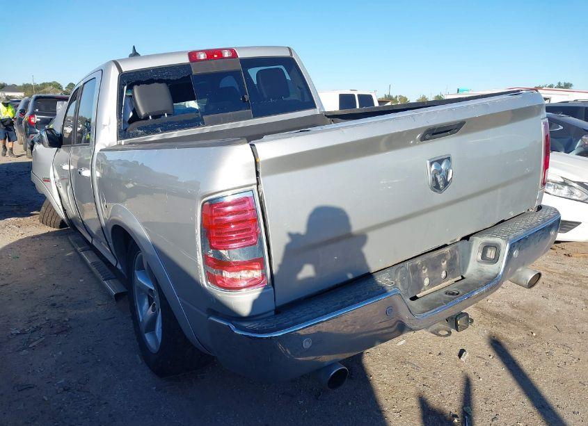 Photo 3 of 2016 Ram 1500 LARAMIE (VIN 1C6RR7NTXGS185639)