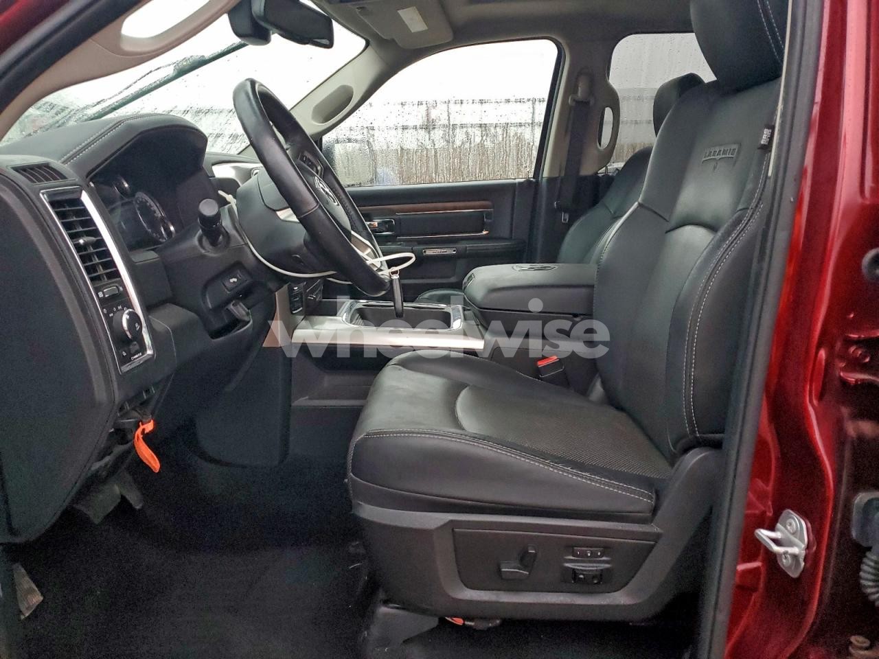 Photo 7 of 2016 RAM 1500 LARAMIE (VIN 1C6RR7NTXGS345924)