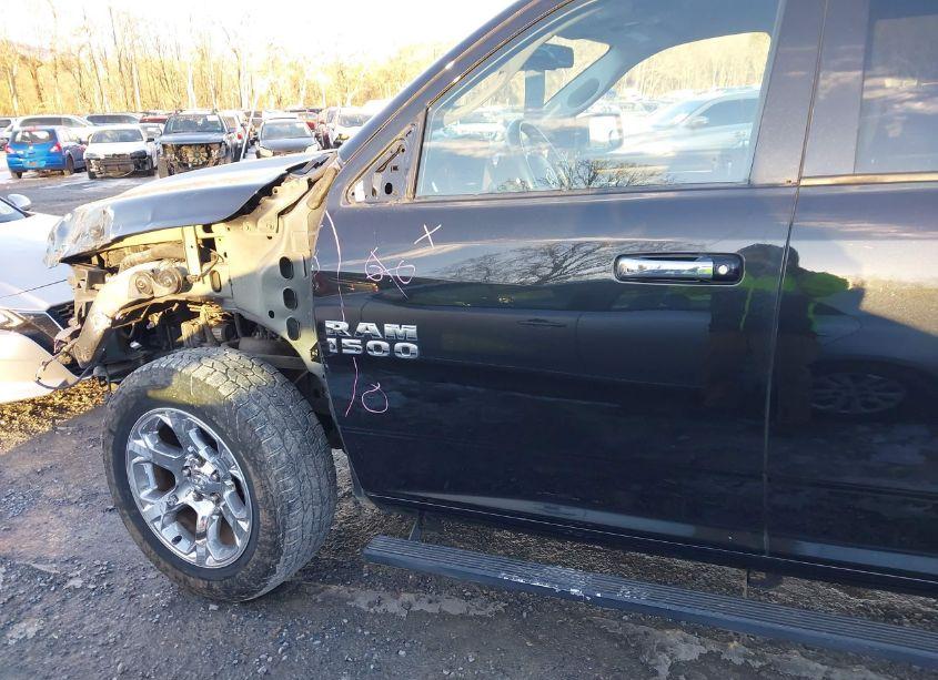 Photo 19 of 2017 Ram 1500 LARAMIE 4X4 5'7 BOX (VIN 1C6RR7NTXHS617132)