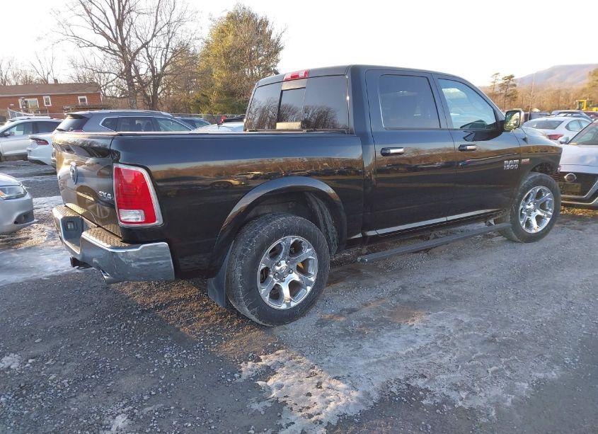 Photo 4 of 2017 Ram 1500 LARAMIE 4X4 5'7 BOX (VIN 1C6RR7NTXHS617132)