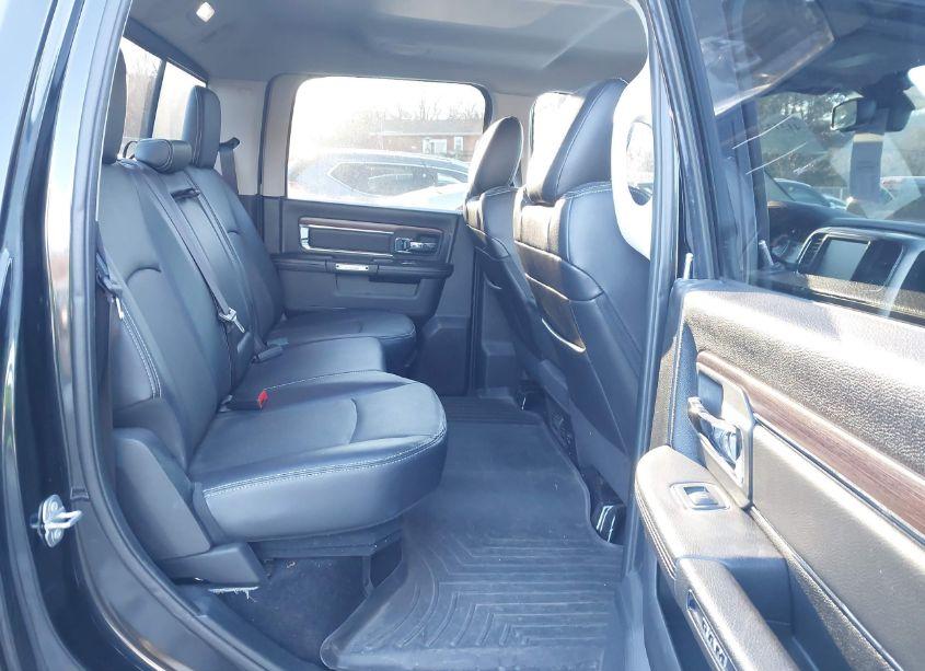 Photo 8 of 2017 Ram 1500 LARAMIE 4X4 5'7 BOX (VIN 1C6RR7NTXHS617132)