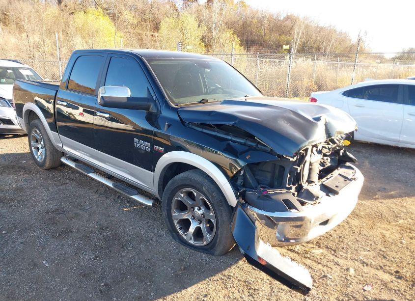 2017 Ram 1500 LARAMIE 4X4 5'7 BOX (VIN 1C6RR7NTXHS636165) main photo