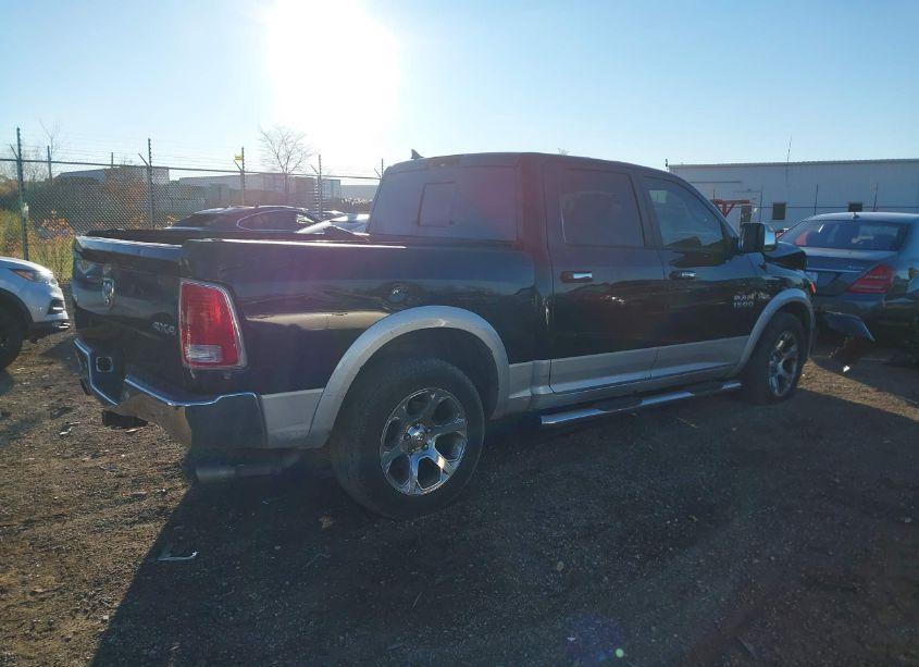 Photo 4 of 2017 Ram 1500 LARAMIE 4X4 5'7 BOX (VIN 1C6RR7NTXHS636165)