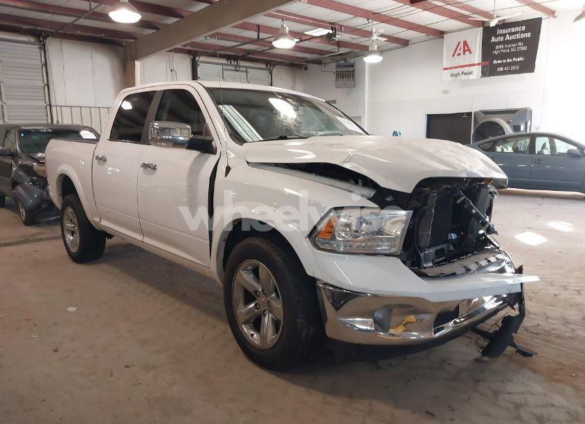 2017 Ram 1500 LARAMIE 4X4 5'7 BOX (VIN 1C6RR7NTXHS740638) main photo