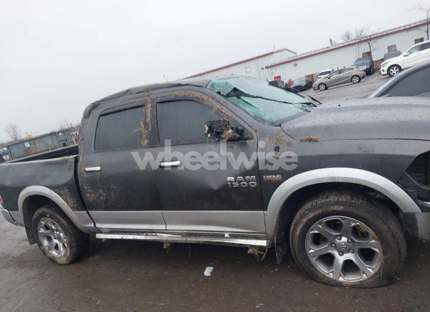 Photo 13 of 2017 Ram 1500 LARAMIE (VIN 1C6RR7NTXHS840674)