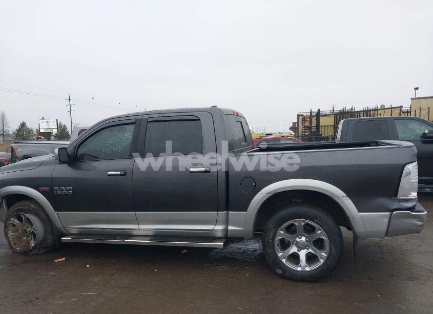 Photo 14 of 2017 Ram 1500 LARAMIE (VIN 1C6RR7NTXHS840674)