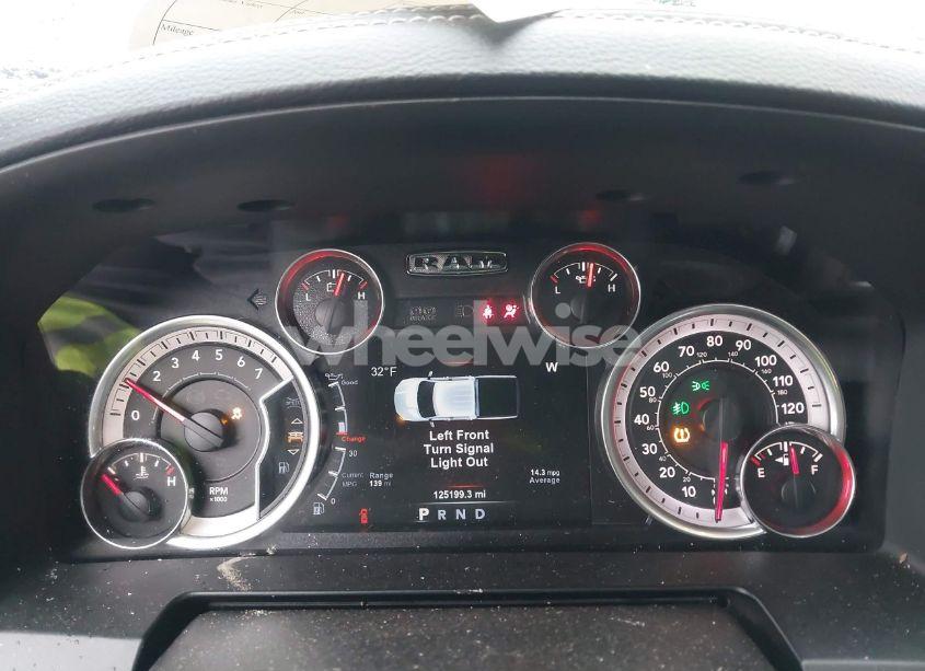 Photo 7 of 2017 Ram 1500 LARAMIE (VIN 1C6RR7NTXHS840674)