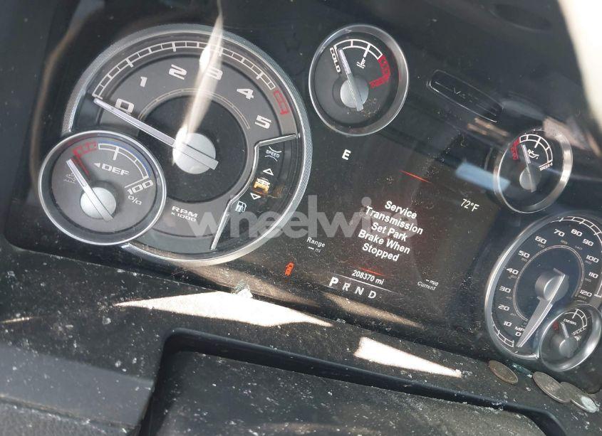 Photo 14 of 2017 Ram 1500 LIMITED 4X4 5'7 BOX (VIN 1C6RR7PM3HS521901)