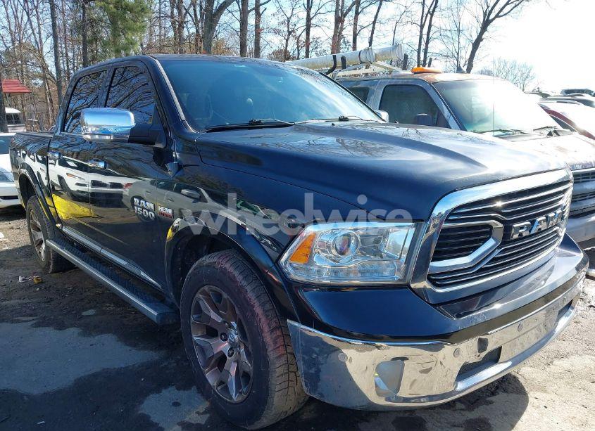 2017 Ram 1500 LIMITED 4X4 5'7 BOX (VIN 1C6RR7PT5HS673749) main photo