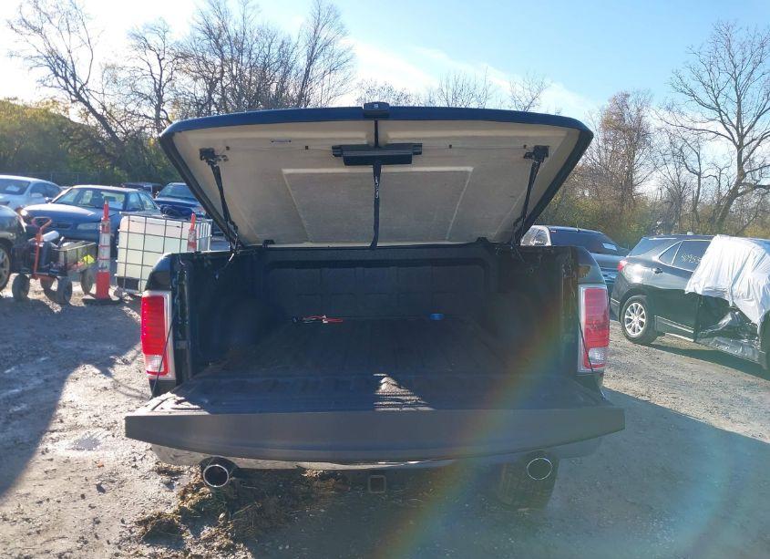 Photo 16 of 2017 Ram 1500 LIMITED 4X4 5'7 BOX (VIN 1C6RR7PT5HS674366)