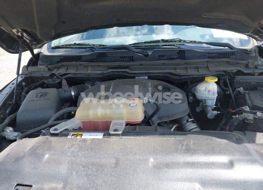 Photo 10 of 2019 Ram 1500 CLASSIC TRADESMAN 4X4 6'4 BOX (VIN 1C6RR7SM1KS696999)