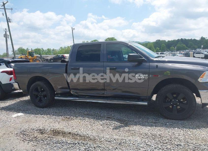 Photo 13 of 2019 Ram 1500 CLASSIC TRADESMAN 4X4 6'4 BOX (VIN 1C6RR7SM1KS696999)
