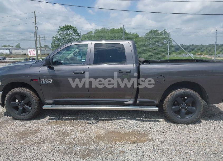 Photo 14 of 2019 Ram 1500 CLASSIC TRADESMAN 4X4 6'4 BOX (VIN 1C6RR7SM1KS696999)