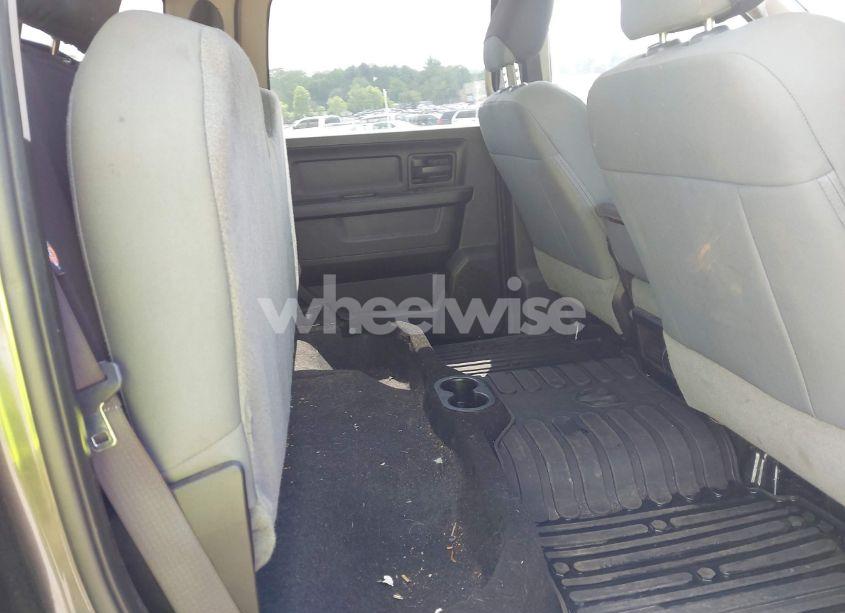 Photo 8 of 2019 Ram 1500 CLASSIC TRADESMAN 4X4 6'4 BOX (VIN 1C6RR7SM1KS696999)