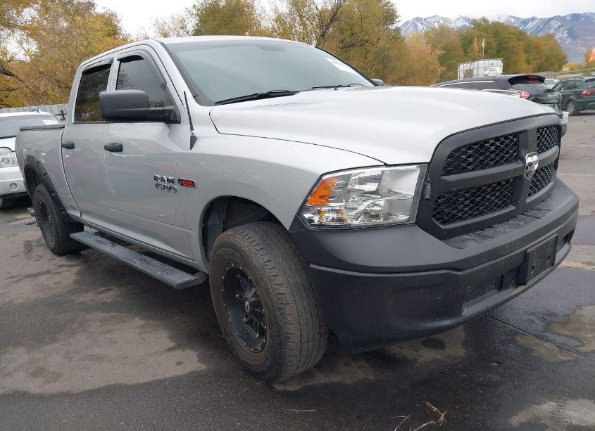 2015 Ram 1500 TRADESMAN (VIN 1C6RR7SM9FS550131) main photo