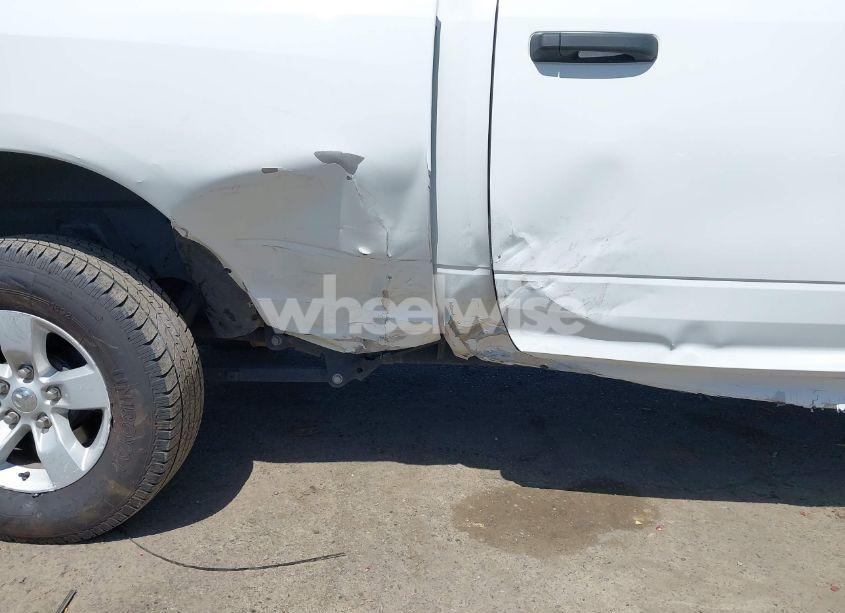 Photo 6 of 2019 Ram 1500 CLASSIC TRADESMAN 4X4 6'4 BOX (VIN 1C6RR7SMXKS699593)