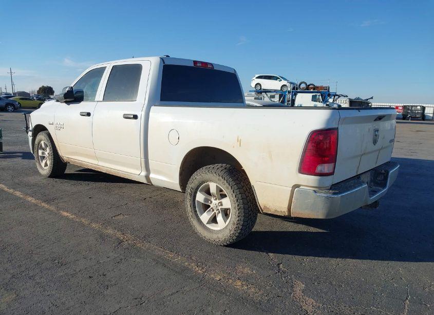 Photo 3 of 2022 Ram 1500 CLASSIC TRADESMAN 4X4 6'4 BOX (VIN 1C6RR7ST0NS154031)