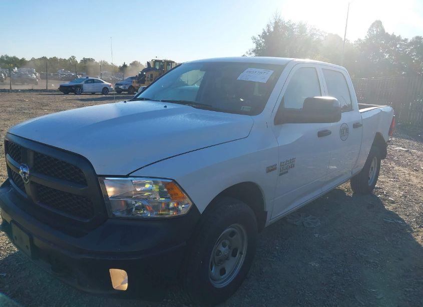 Photo 2 of 2022 Ram 1500 CLASSIC TRADESMAN 4X4 6'4 BOX (VIN 1C6RR7ST2NS245396)