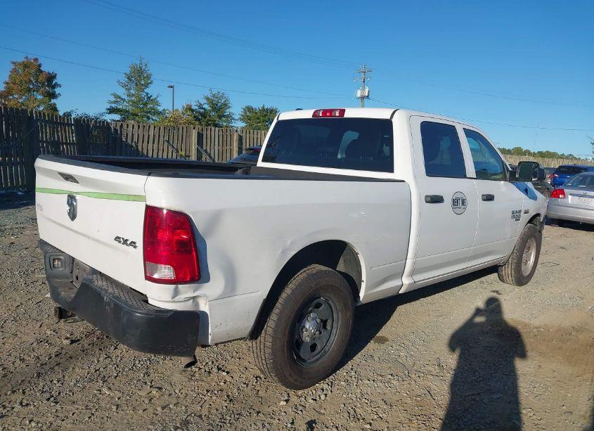 Photo 4 of 2022 Ram 1500 CLASSIC TRADESMAN 4X4 6'4 BOX (VIN 1C6RR7ST2NS245396)