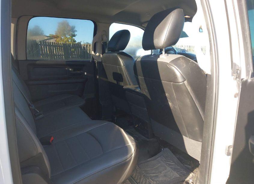 Photo 8 of 2022 Ram 1500 CLASSIC TRADESMAN 4X4 6'4 BOX (VIN 1C6RR7ST2NS245396)