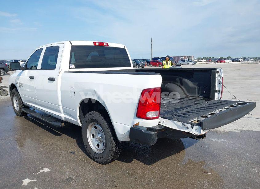 Photo 3 of 2019 Ram 1500 CLASSIC TRADESMAN 4X4 6'4 BOX (VIN 1C6RR7ST3KS688104)