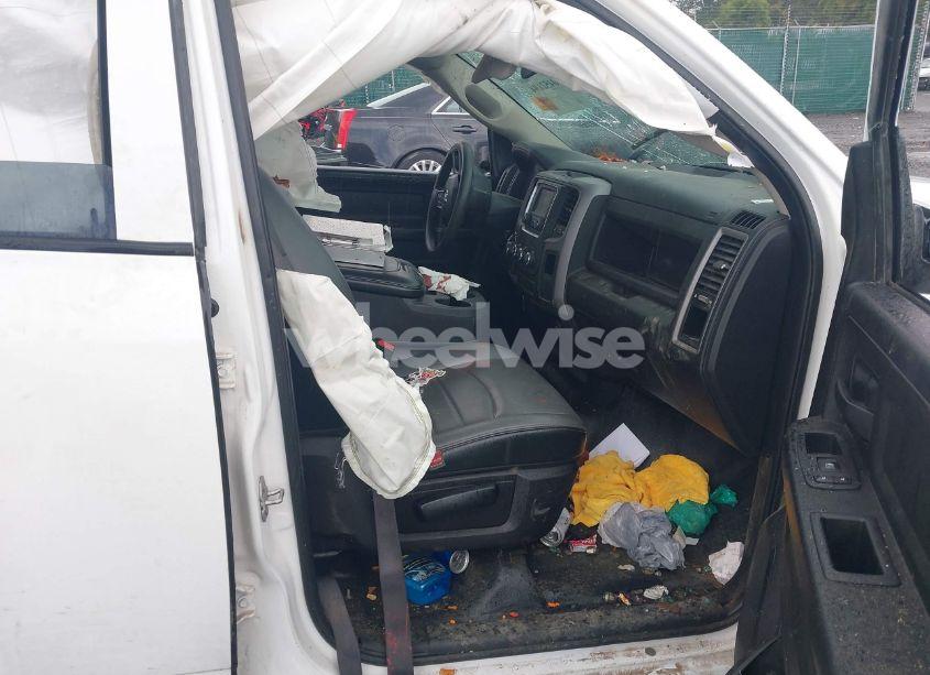 Photo 5 of 2021 Ram 1500 CLASSIC (VIN 1C6RR7ST6MS515745)