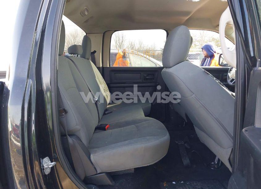 Photo 8 of 2016 Ram 1500 ST (VIN 1C6RR7ST8GS137187)