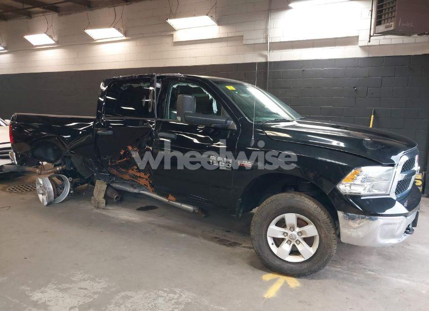 Photo 6 of 2022 Ram 1500 CLASSIC TRADESMAN 4X4 6'4 BOX (VIN 1C6RR7ST8NS233494)