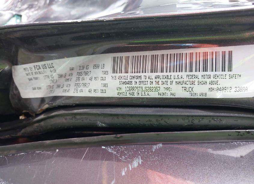 Photo 9 of 2018 Ram 1500 TRADESMAN 4X4 6'4 BOX (VIN 1C6RR7ST9JS282357)