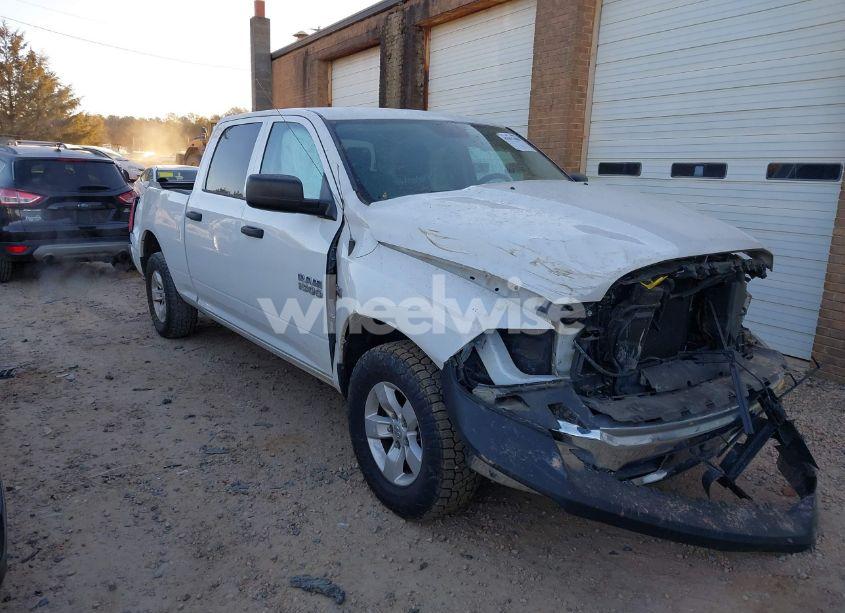 2017 Ram 1500 TRADESMAN 4X4 6'4 BOX (VIN 1C6RR7STXHS611254) main photo