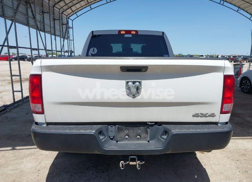 Photo 17 of 2018 Ram 1500 TRADESMAN 4X4 6'4 BOX (VIN 1C6RR7STXJS190772)
