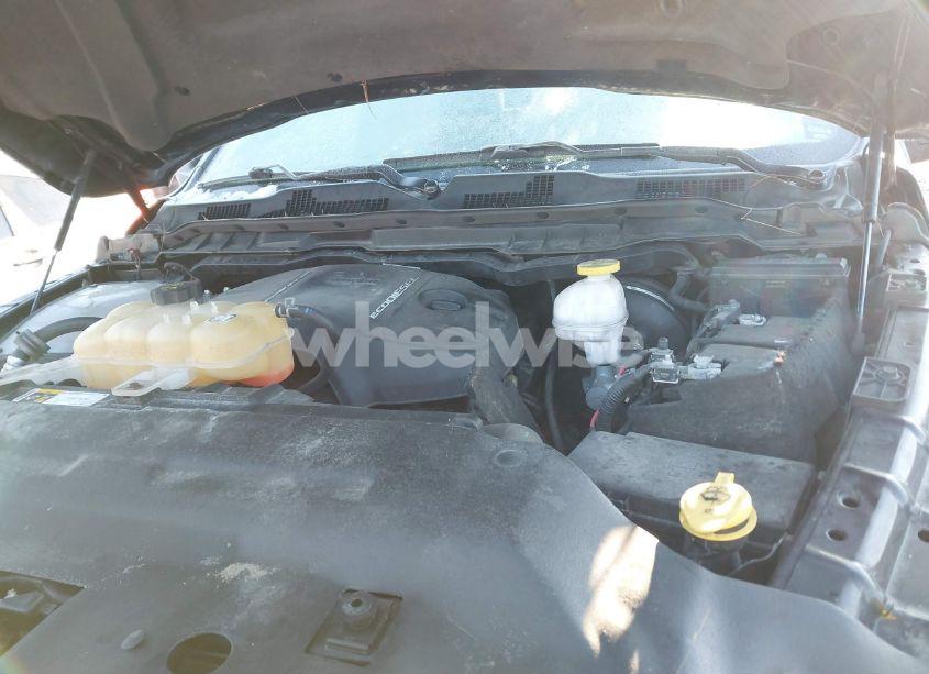 Photo 10 of 2018 Ram 1500 SLT (VIN 1C6RR7TM3JS286282)