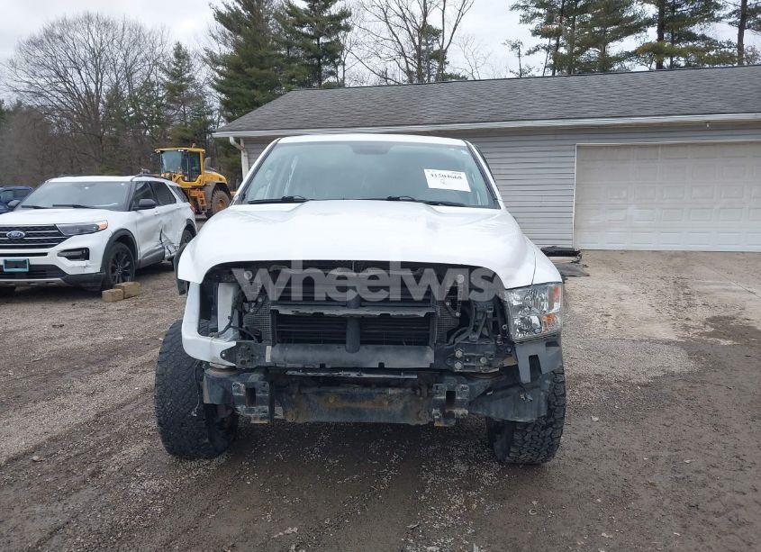 Photo 13 of 2018 Ram 1500 BIG HORN 4X4 6'4 BOX (VIN 1C6RR7TM7JS229891)