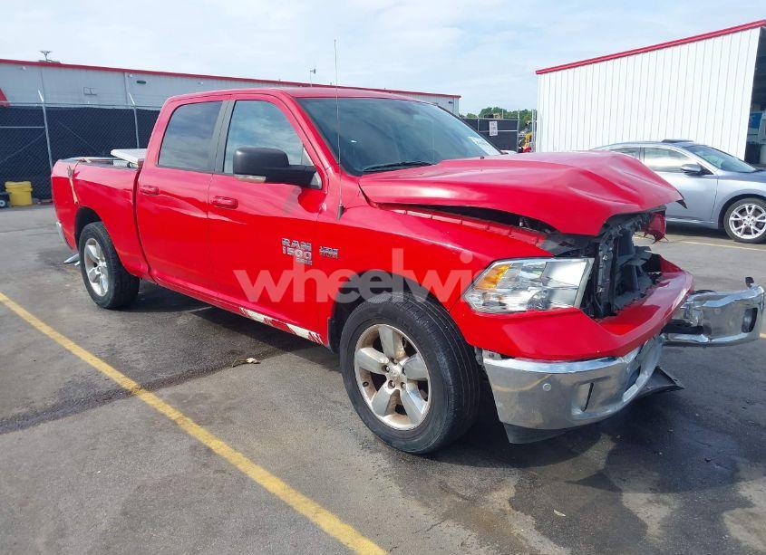 2019 Ram 1500 CLASSIC BIG HORN 4X4 6'4 BOX (VIN 1C6RR7TT0KS654569) main photo