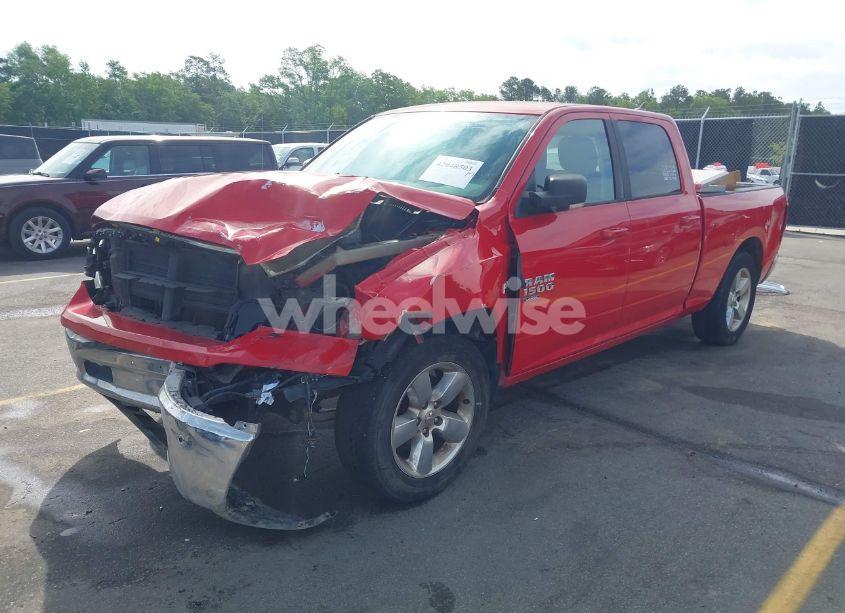 Photo 2 of 2019 Ram 1500 CLASSIC BIG HORN 4X4 6'4 BOX (VIN 1C6RR7TT0KS654569)