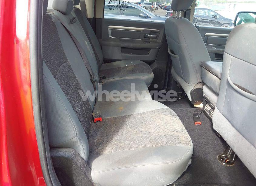 Photo 8 of 2019 Ram 1500 CLASSIC BIG HORN 4X4 6'4 BOX (VIN 1C6RR7TT0KS654569)