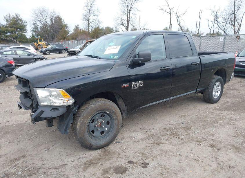 Photo 2 of 2021 Ram 1500 CLASSIC SLT 4X4 6'4 BOX (VIN 1C6RR7TT0MS521488)
