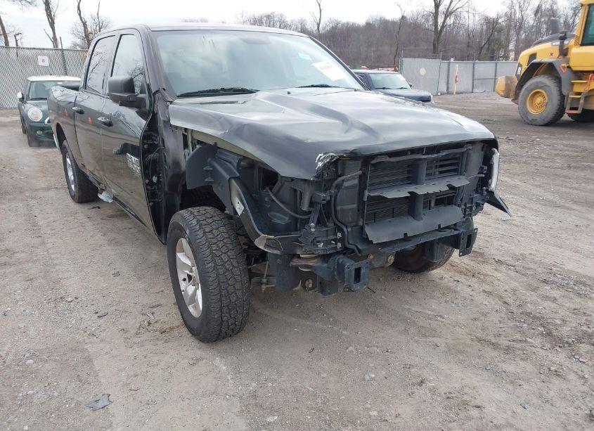 Photo 6 of 2021 Ram 1500 CLASSIC SLT 4X4 6'4 BOX (VIN 1C6RR7TT0MS521488)