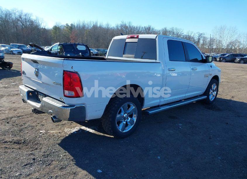 Photo 4 of 2017 Ram 1500 BIG HORN 4X4 6'4 BOX (VIN 1C6RR7TT1HS661393)