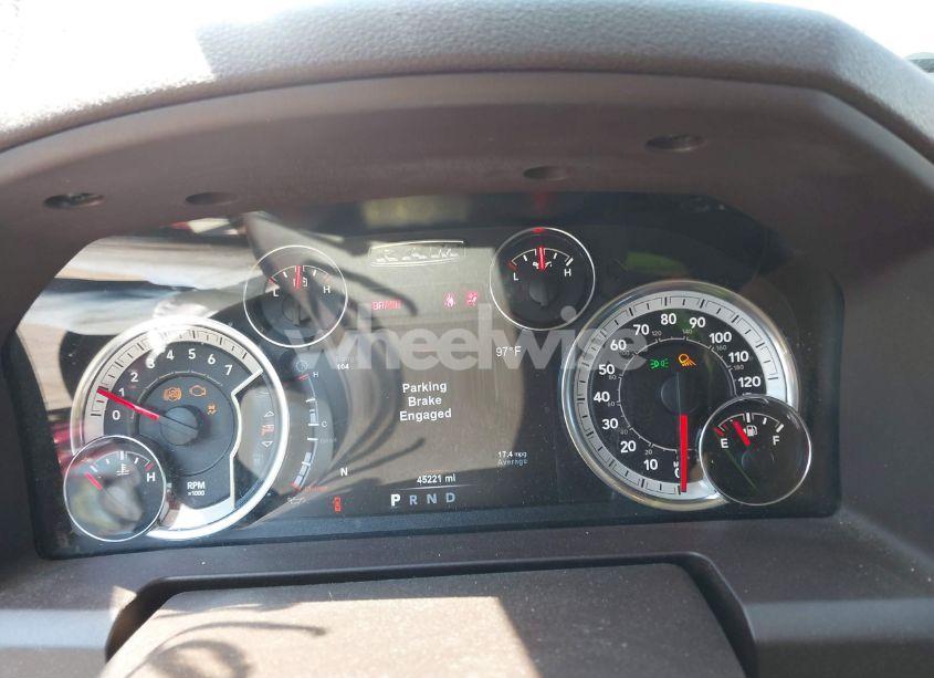 Photo 7 of 2018 Ram 1500 BIG HORN 4X4 6'4 BOX (VIN 1C6RR7TT1JS182168)