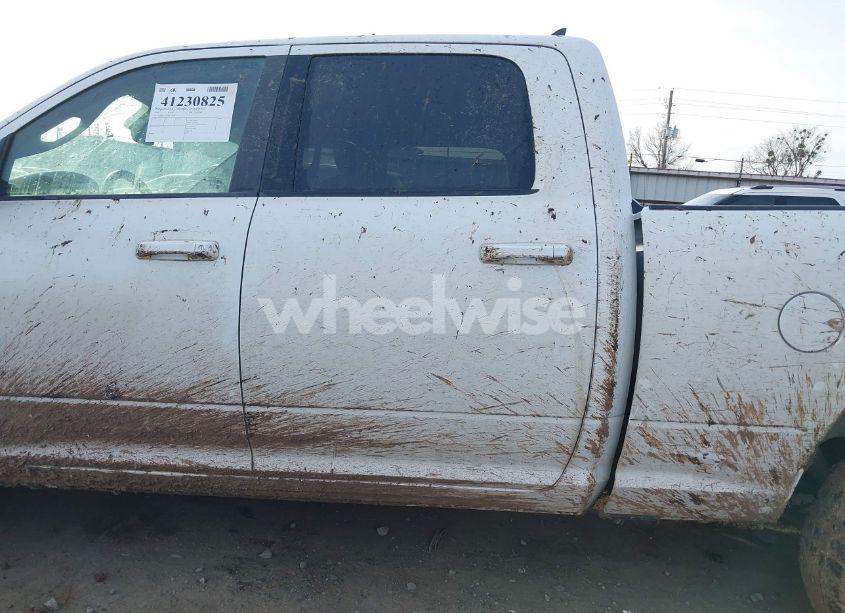 Photo 15 of 2019 Ram 1500 CLASSIC BIG HORN 4X4 6'4 BOX (VIN 1C6RR7TT1KS513056)